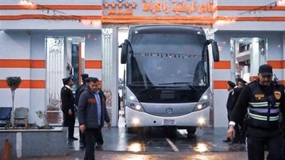 لحظة مغادرة لاعبي الزمالك الأتوبيس | فيديو