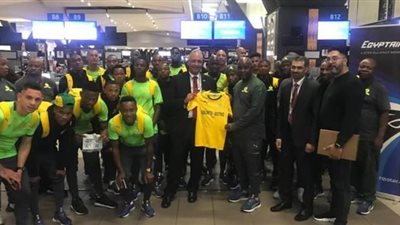 بعثة فريق صن داونز تصل مطار القاهرة لمواجهة الأهلي بذهاب أبطال أفريقيا