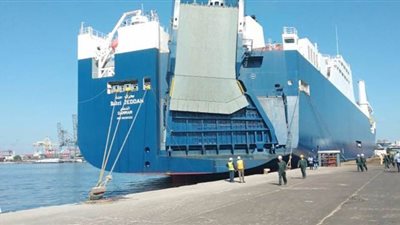 انتظام الحركة في ميناءي الإسكندرية والدخيلة رغم سوء الأحوال الجوية