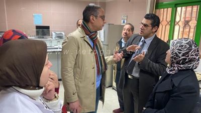 زيارة صباحية مفاجئة لمحافظ الفيوم لمستشفى التأمين الصحي | صور