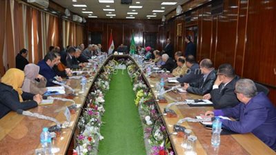 محافظ الدقهلية: مسئولون عن تحقيق مطالب المواطنين