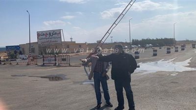 جولة ميدانية لمحافظ البحر الأحمر لتفقد الطرق السريعة والبرابخ برأس غارب |صور