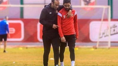 عبد الحفيظ يعقد جلسة مع الشحات بمران الأهلى