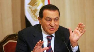 الجامعة العربية: مبارك قائد عسكري بارز لعب دوراً تاريخياً