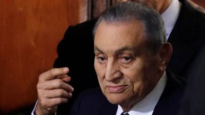 سلطان عمان يعزي الرئيس السيسي في وفاة مبارك