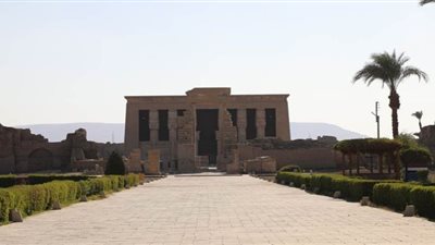 سيارات لنقل المواطنين للاحتفال بمعبد دندرة.. تعرف على أماكن تمركزها