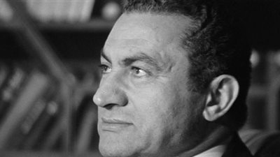 موقع أمريكي: مبارك فضل توفير الأمن لمصر على حساب الديمقراطية