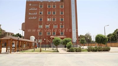 نقص أسرة العناية المركزة يقتل مرضى قنا.. وشاب: بعت الجاموسة علشان أدخل والدي مستشفى خاص