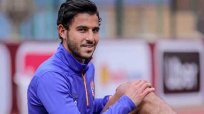 حمدي فتحي يعود إلى ألمانيا لاستكمال برنامجه العلاجي