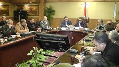 محافظ الغربية يستعرض ما تم إنجازه خلال الثلاثة أشهر الأولى