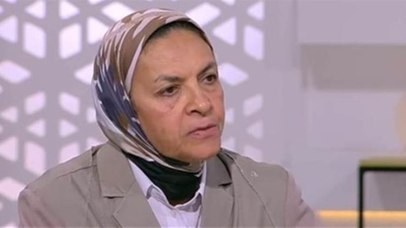 الدكتورة يمنى الحماقى