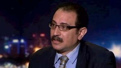 طارق فهمي: الحزب الوطني سبب سقوط مبارك ونظامه