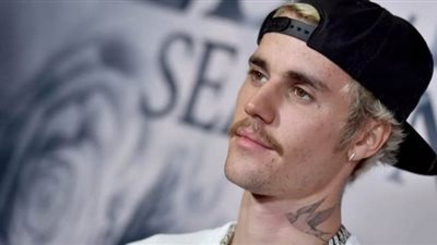 جاستن بيبر يحطم رقم إلفيس بريسلي بألبومه الجديد