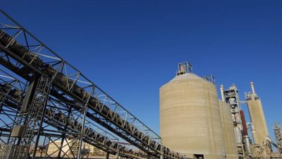 خطة التنمية الصناعية فى تيسير استخراج التراخيص الصناعية 