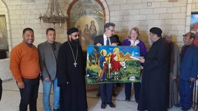 تفاصيل زيارة سفير بريطانيا لدير جبل الطير بالمنيا | صور