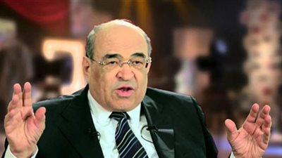 مصطفى الفقي يطالب أسرة مبارك بالإفراج عن مذكراته