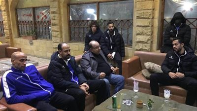 المشرف على الكرة بالمقاولون العرب يجتمع بالجهاز واللاعبين في معسكر الإسماعيلية