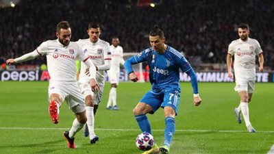 ليون يفوز على يوفنتوس 0/1 بذهاب دور الـ16 لدوري الأبطال