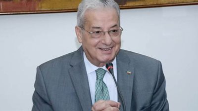 محسن صلاح يطمئن على معسكر المقاولون العرب بالإسماعيلية هاتفيا