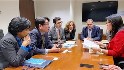 رانيا المشاط تبحث مع البنك الدولي تقديم ضمانات ضد المخاطر للمستثمرين