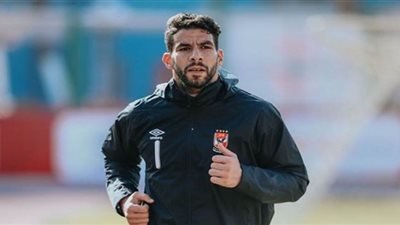 حقيقة توقيع شريف إكرامي لـ