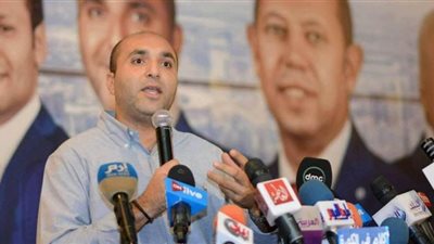 هاني العتال يتساءل: من يتحمل غرامات نادي الزمالك؟