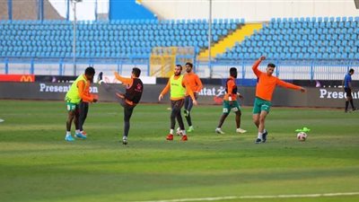 معسكر مغلق المصري بالعين السخنة استعدادا لنهضة بركان بالكونفدرالية