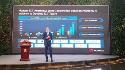 هواوي تطلق المرحلة الثانية من أكاديميتها لتكنولوجيا المعلومات