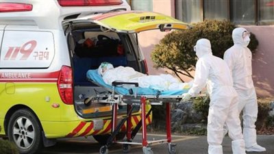 ترامب يأمر بمراقبة 8 آلاف شخص بحثا عن أعراض كورونا