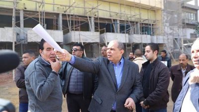 وزير القوى العاملة يتفقد أعمال تطوير فندق نقابة الغزل والنسيج