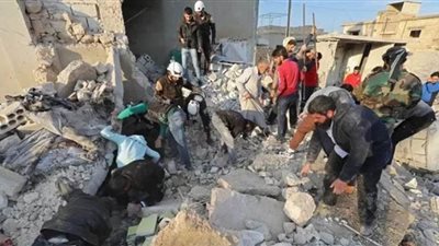 لحظة انتشال جثث القتلى من الجيش التركي في إدلب | فيديو