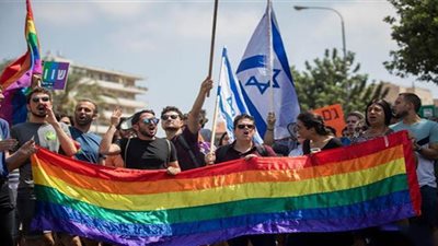 محكمة إسرائيلية تسمح للشواذ بالإنجاب