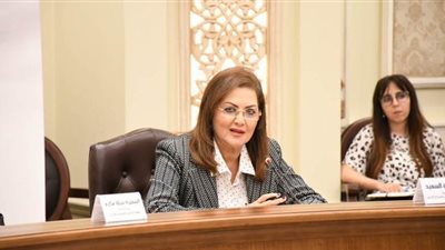 وزيرة التخطيط تناقش نتائج أعمال بعثة برنامج البنك الدولي