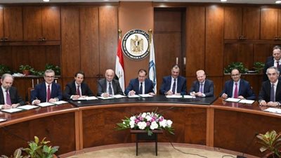 البترول تبرم اتفاقية تسوية بشأن الأحكام الدولية الصادرة ضد مصر في شراء وبيع الغاز
