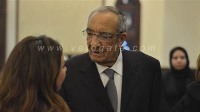 زكريا عزمي وأبوالغيط وأحمد عز وسحر نصر وفيفى عبده فى عزاء مبارك | صور