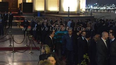 زحام شديد في عزاء الرئيس الأسبق مبارك|صور