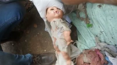 طلاسم وموس حلاقة وعروسة.. حملة لتنظيف المقابر من أعمال السحر ببني سويف | فيديو