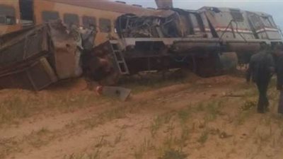إصابات في انقلاب قطار 
