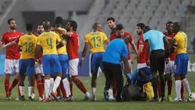 هتافات جماهير الأهلي تزلزل محطة مصر بكلمات 