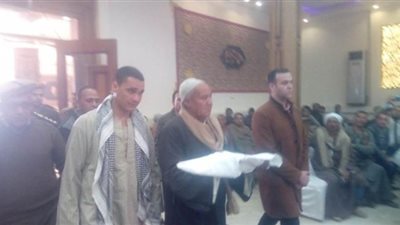 «الكفن» ينهي خصومة ثأرية بين أبناء عمومة بـ«نجع ابومعيدة» ببني سويف