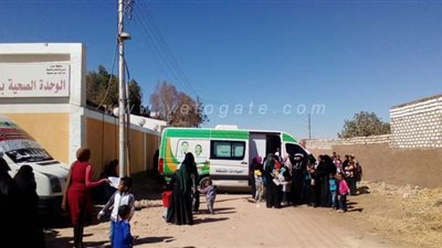 توقيع الكشف الطبي على 1966 مواطنا بقافلة طبية في أسوان