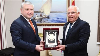 محافظ بورسعيد يستقبل سفير أرمينيا بالقاهرة | صور