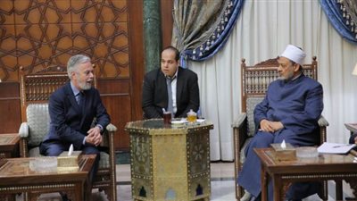 سفير البرازيل يشيد بجهود شيخ الأزهر في نشر السلام العالمي
