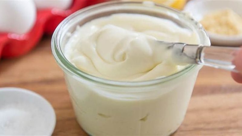 طريقة عمل المايونيز