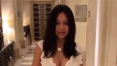 وصلة رقص مثيرة لرانيا يوسف | فيديو