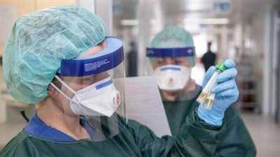 خبير اقتصادي يكشف بالأرقام خسائر العالم بسبب فيروس كورونا | فيديو