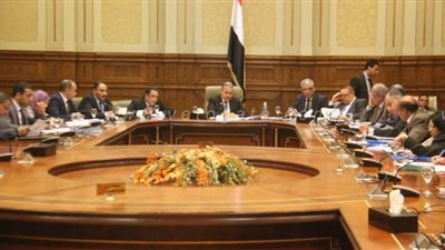 مطالبات برلمانية بتحديد اختصاصات نواب المحافظين