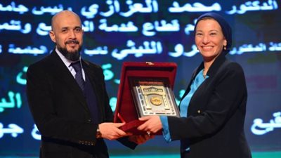 وزيرة البيئة: وفرنا ٢٠ ألف فرصة عمل في مجال قش الأرز | صور