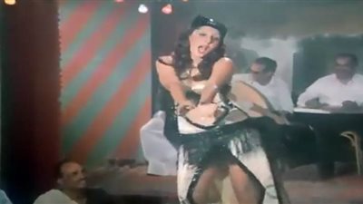 كيف ردت نادية الجندي على اتهامها بالإغراء؟ | فيديو