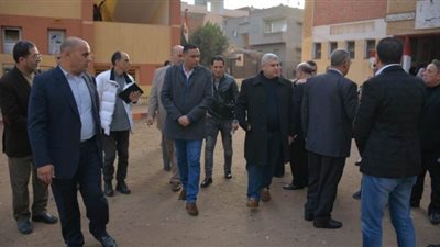 إحالة 60 موظفا للتحقيق وغلق 44 منشأة في حملة بالدقهلية